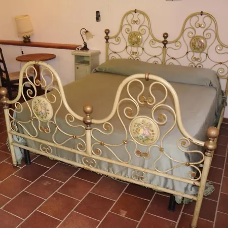 Federico Re Hotel apartamentowy 3*