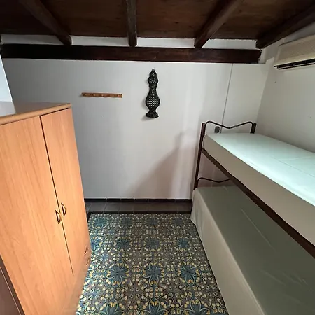 Hotel apartamentowy Federico Re